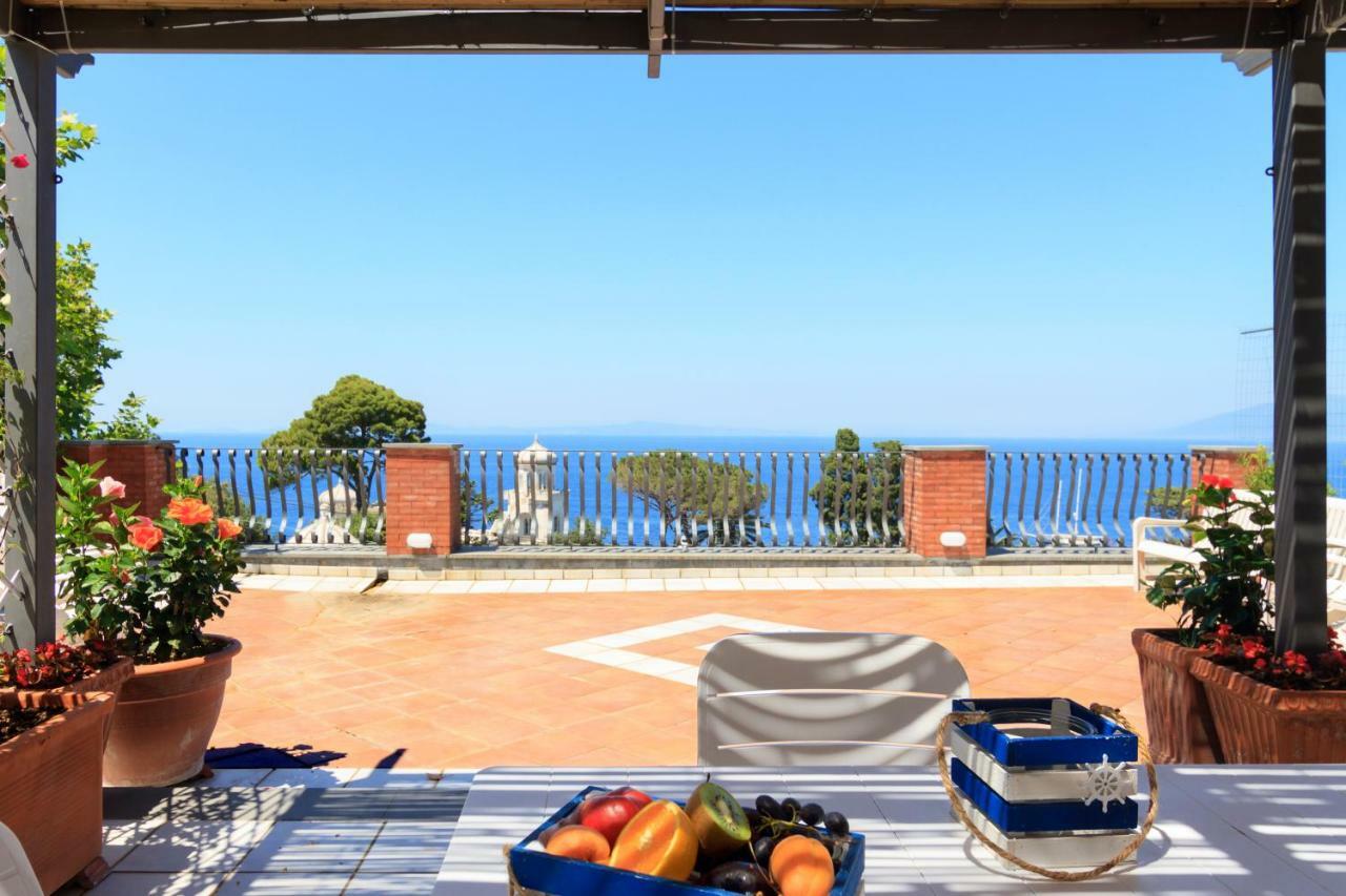 Aquamarine Relaxing Capri Suites Exteriör bild